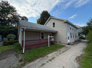 98-100 Columbia St, Adams, MA 01220
