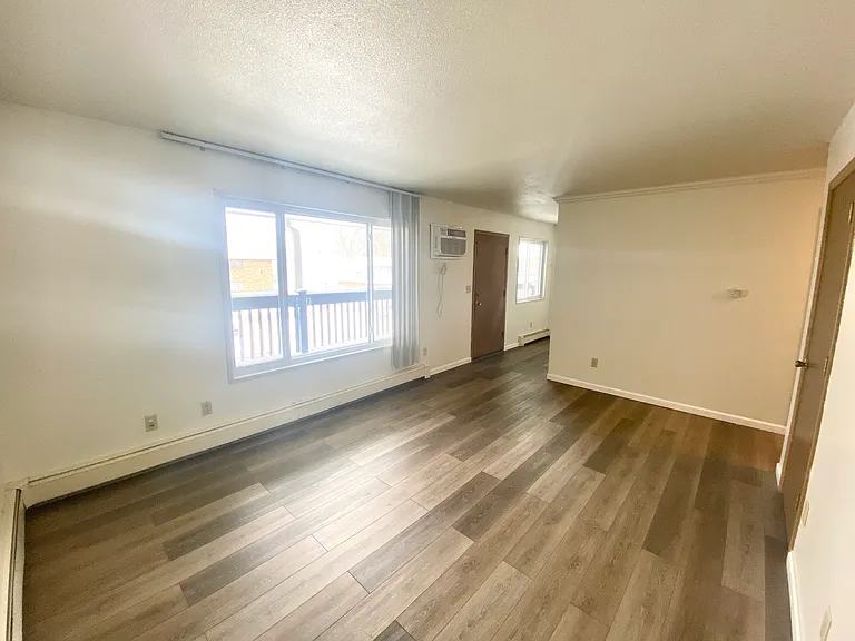Oakcrest Street Apartments — Photo 22
