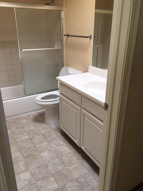 1st image of 639 Abbot Ave