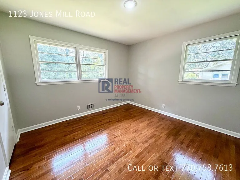 1123 Jones Mill Rd — Photo 6