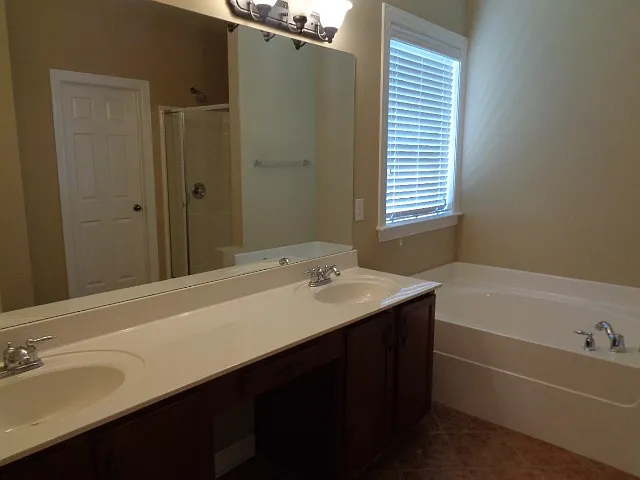 3052 Brookview Forest Dr — Photo 8