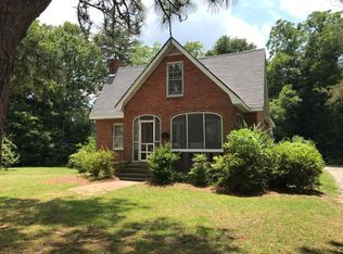405 Myrtle Ave, Hamlet, NC 28345