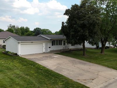 512 Malone Ave, Readlyn, IA, 50668