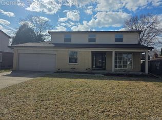 45193 Quaker Hill Dr, Canton, MI 48187