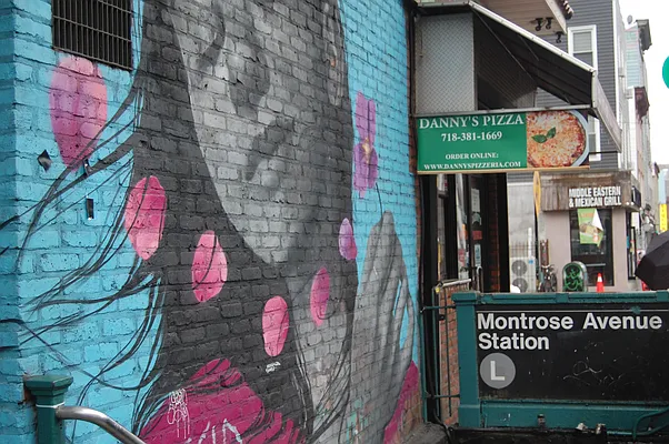 Rented by Work Live Holdings | media 12