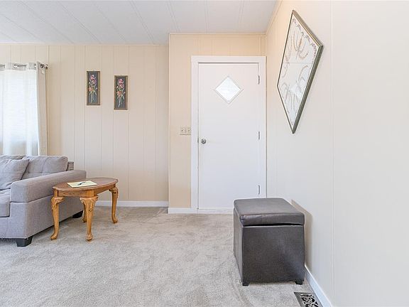 4th image of 2847 Sooke Lake Rd #49