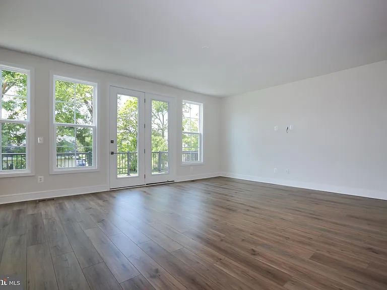6902 Karter Robinson Dr — Photo 7