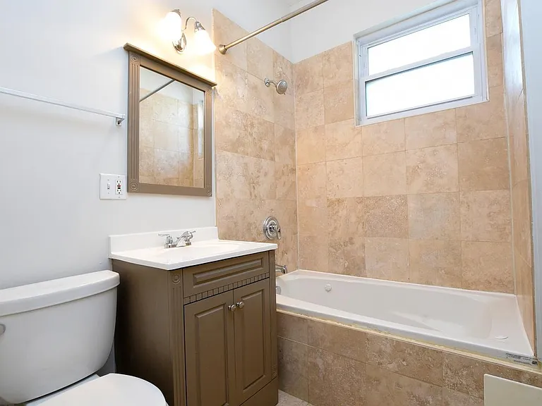 2638 N Orchard St #2R — Photo 8
