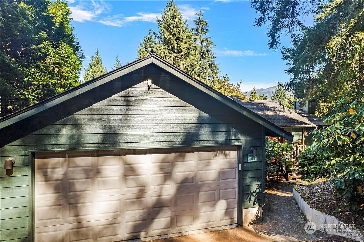 50 Louise View Drive photo 1