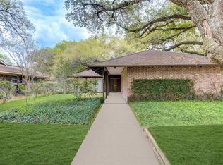 8815 Manhattan Dr, Houston, TX 77096