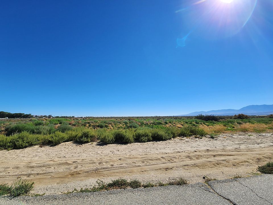 1st image of 106th St E