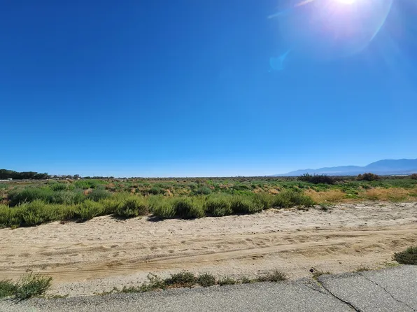 106th St E, Littlerock, CA 93543