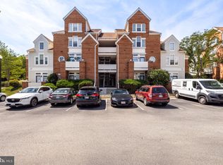 6944 Ellingham Cir, Alexandria, VA 22315