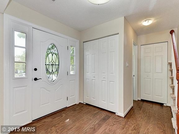 Foyer - new entrance door