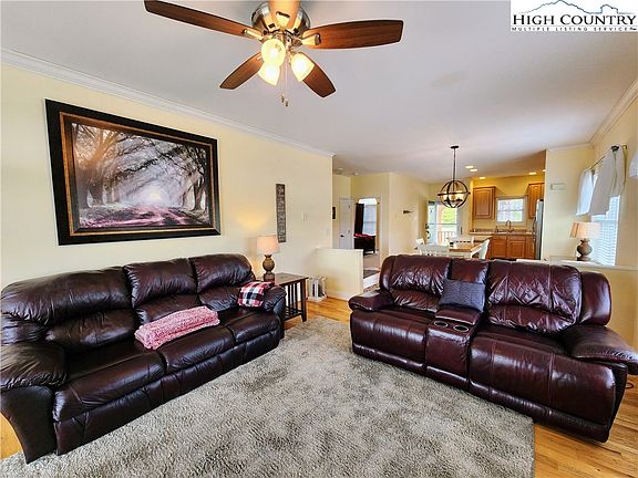 3rd image of 3441 S Beech Mountain Parkway #A2
