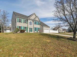 13 Forest View Dr, Bayville, NJ 08721