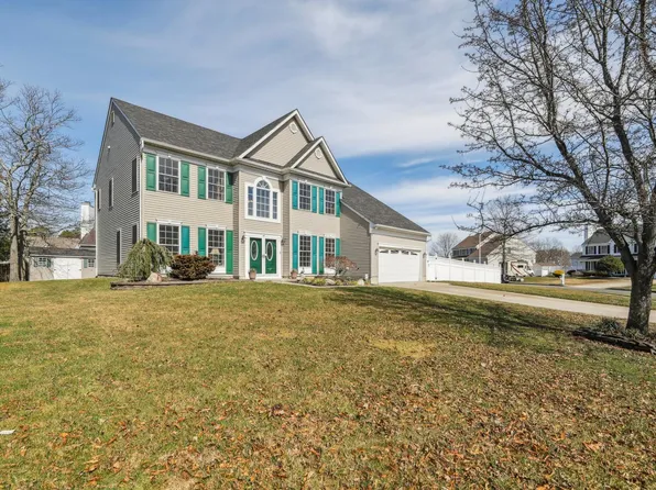 13 Forest View Dr, Bayville, NJ 08721