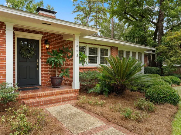 1218 Claude Pichard Dr, Tallahassee, FL 32308