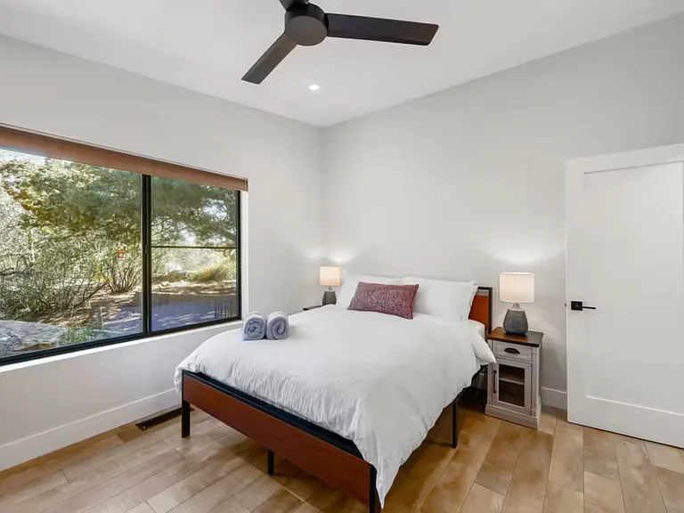 1806 Phillips Cir #1 — Photo 18