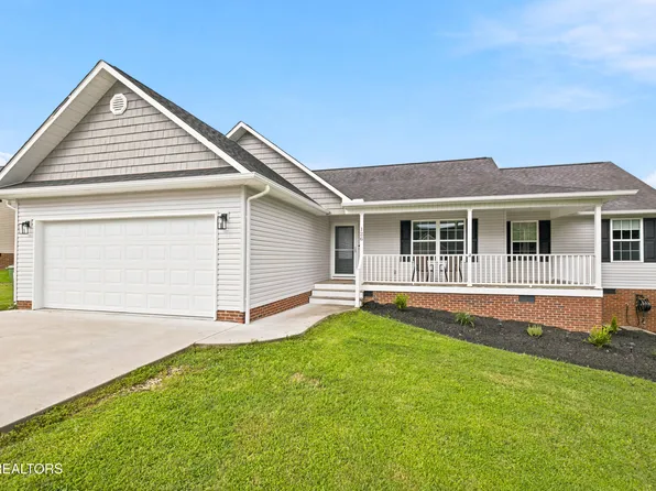 126 West Dr, La Follette, TN 37766