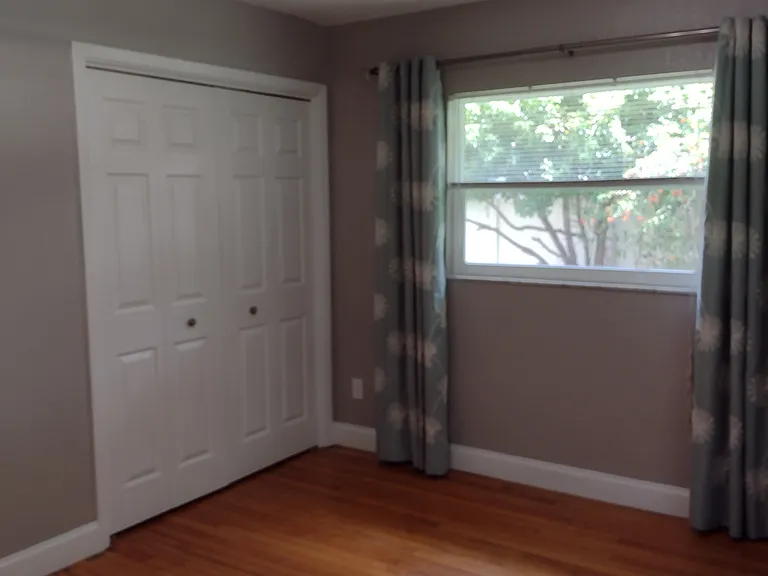 720 NE 17th Ct — Photo 55