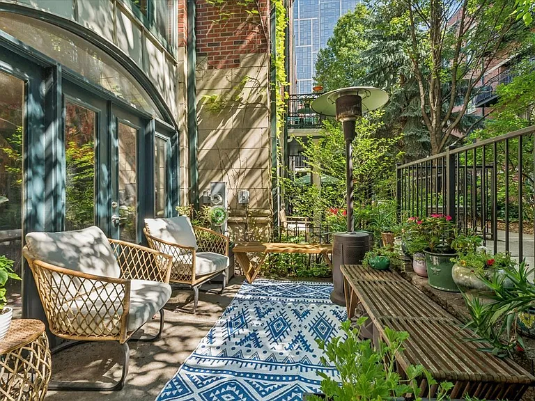 26 E 14th Pl #5W — Photo 2