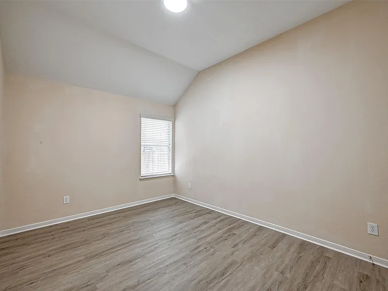 6923 Grants Hollow Ln — Photo 27
