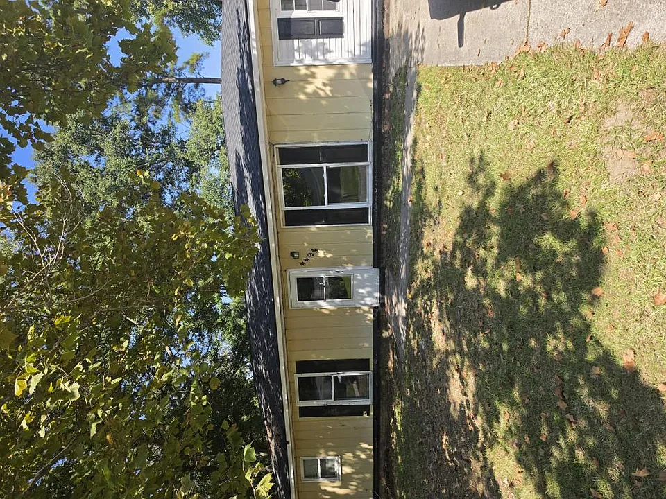 4494 Kindlewood Dr