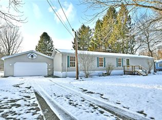 6321 Hoagland Blackstub Rd, Cortland, OH 44410