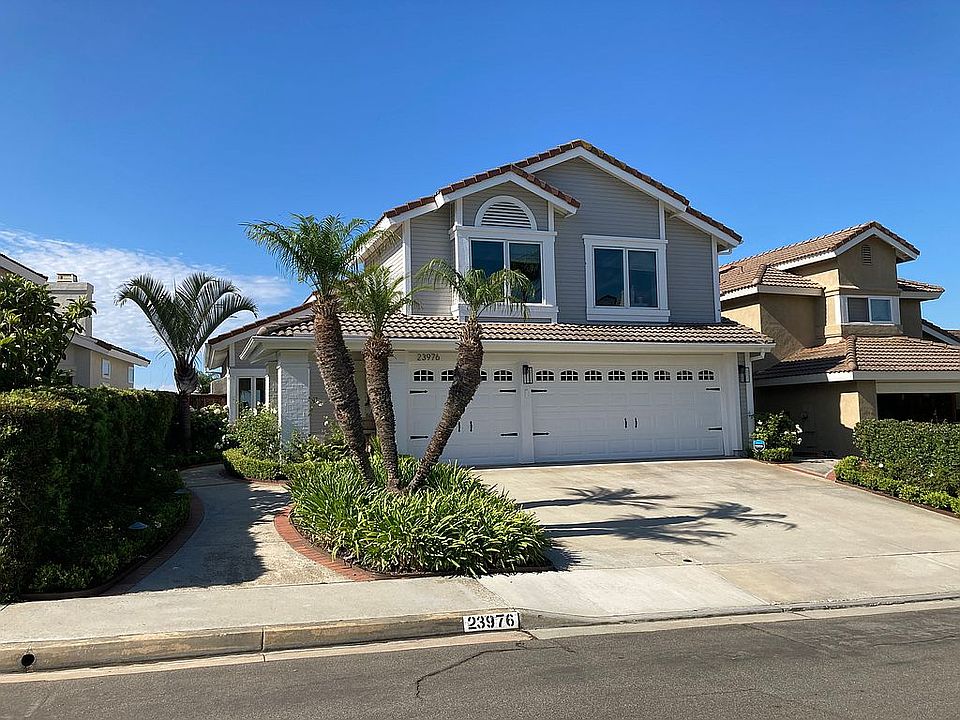 2nd image of 23976 Caravel Pl