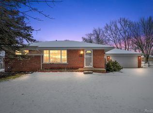 8328 Elizabeth Ann St, Shelby Township, MI
