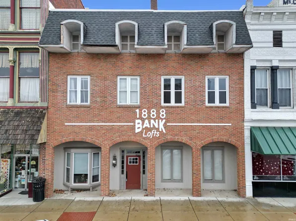 119 S 2nd St, Boonville, IN 47601