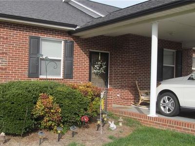 6277 Iris Ct, Denver, NC, 28037