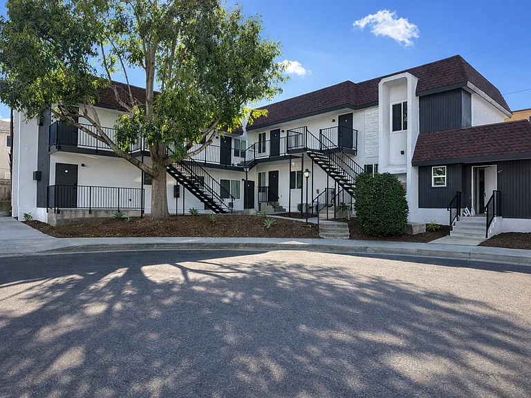 NNP - 3752 Nile Street — Photo 64