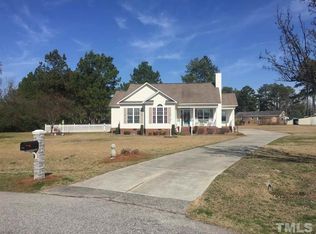216 Jackson Trl, Dunn, NC 28334