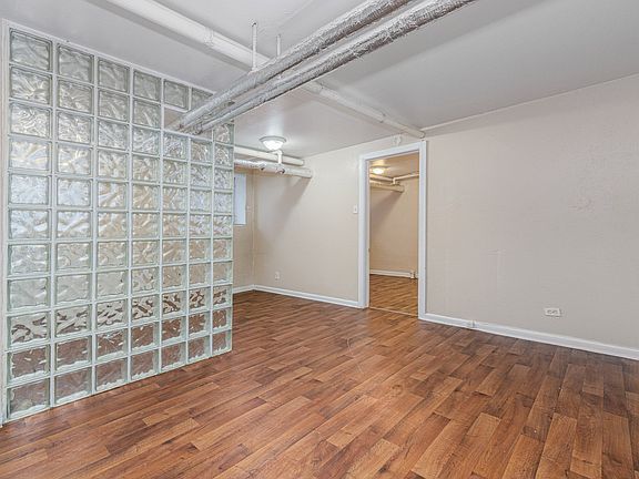 4th image of 1030 N Pearl St APT 16