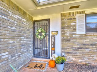 1003 Ridgeway Dr, Yukon, OK 73099