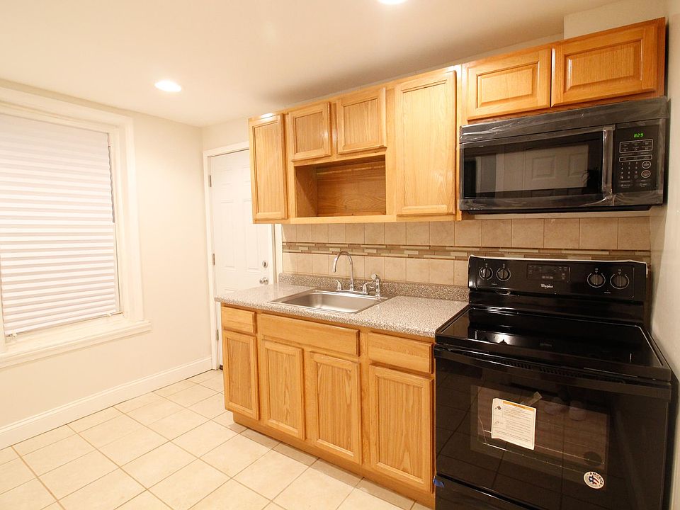 1st image of 2444 Sharswood St