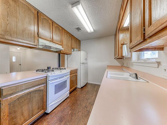 4th image of 1414 Wendy Ln