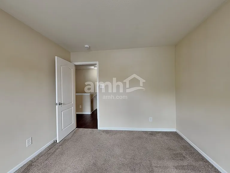 1320 Perga Ct — Photo 17