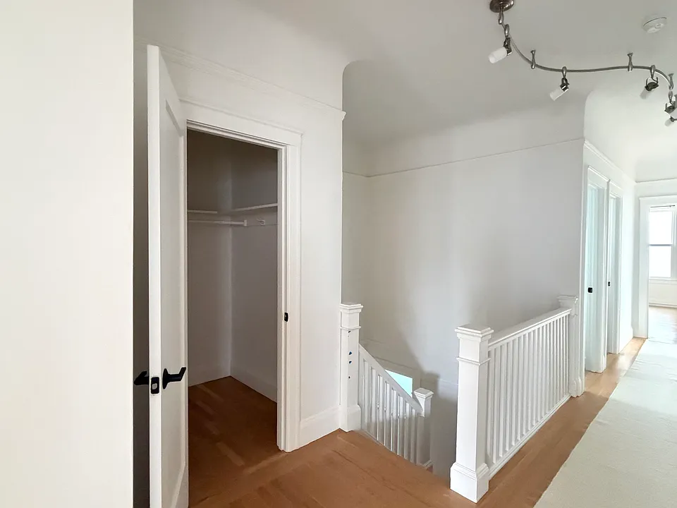 529 Lombard St