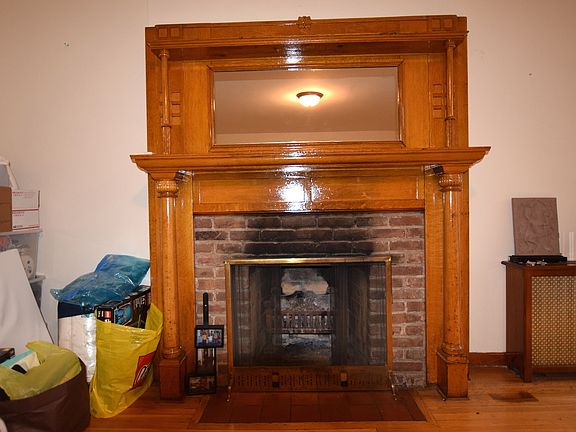 5th image of 131 W 75th St APT 1B