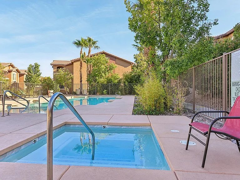 Back Pool/Spa