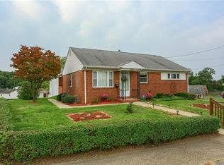 1704 Cardinal Ave, Aliquippa, PA 15001