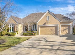 15045 Sherwood St, Leawood, KS 66224
