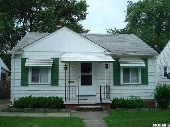 534 Darlington Rd, Bedford, OH 44146