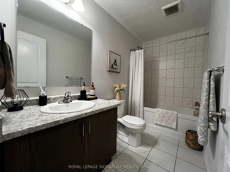 25 Isherwood Ave #89 — Photo 8