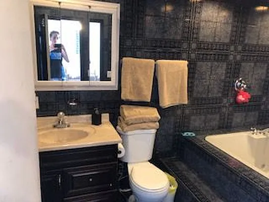 Rented by Virtual Real Estate | media 32