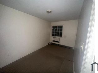 300 Pulaski Ave #1, Staten Island, NY 10303