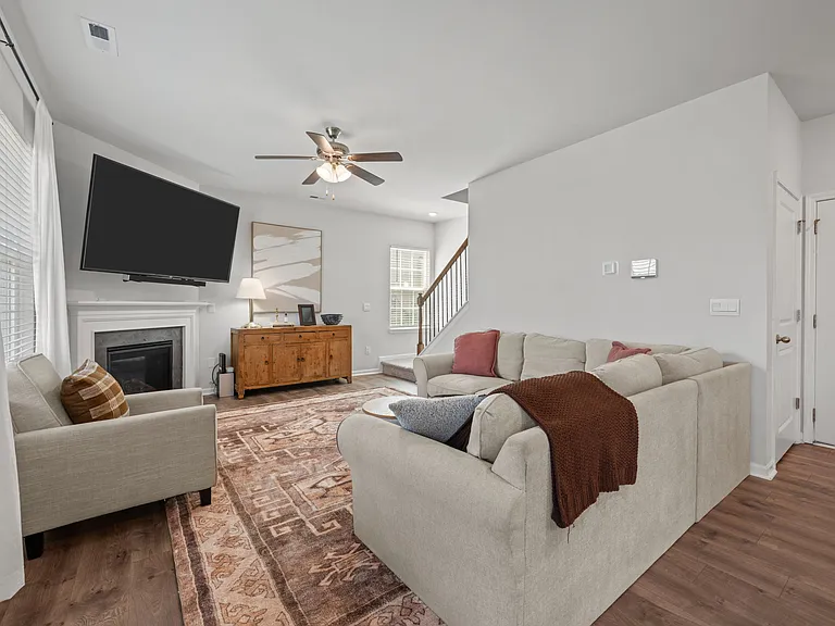 1009 Chiles Dr — Photo 34